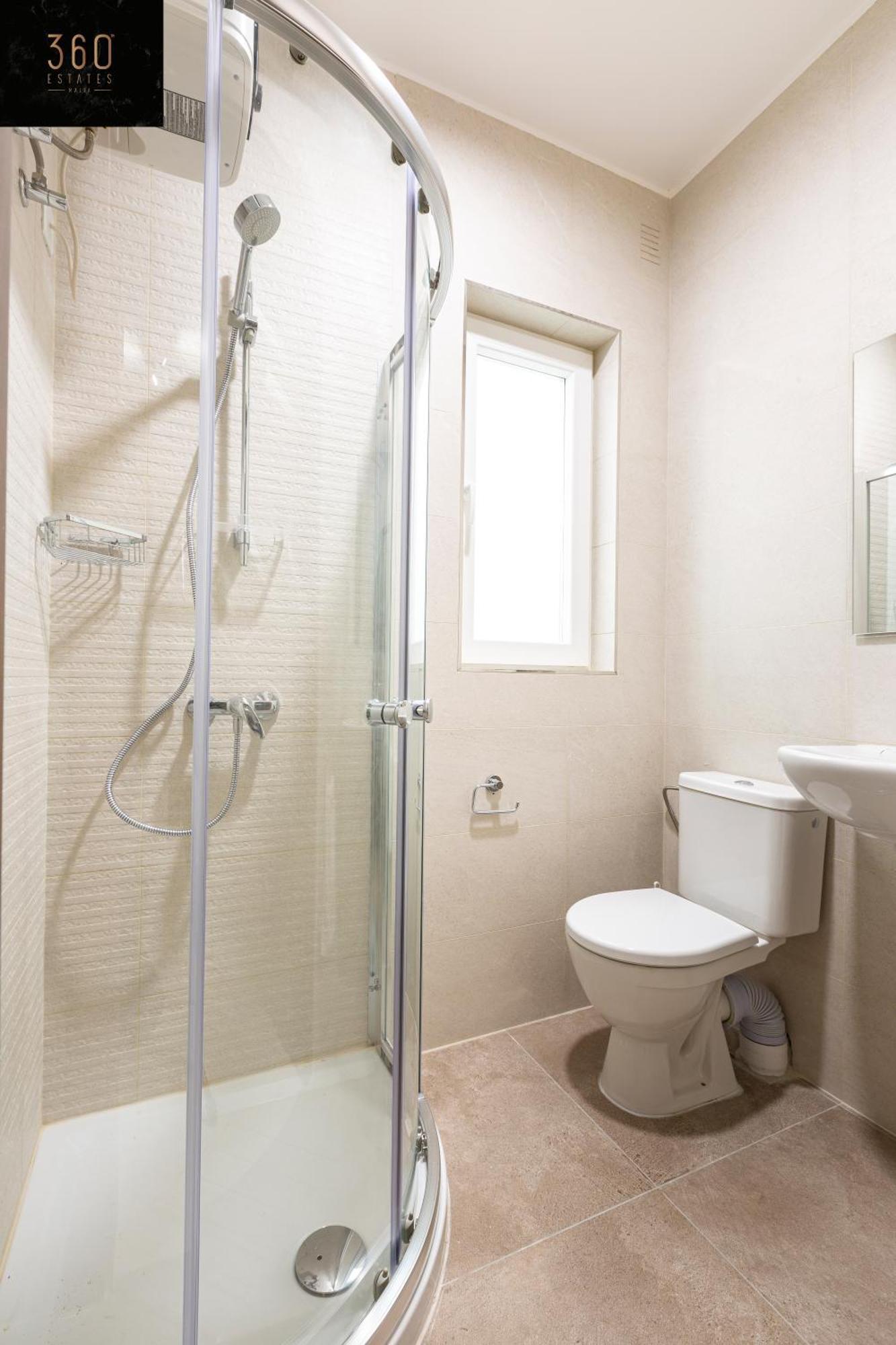 Beautiful 3Br Home With Private Balcony With Wifi & Ac By 360 Estates マルサシュロック エクステリア 写真